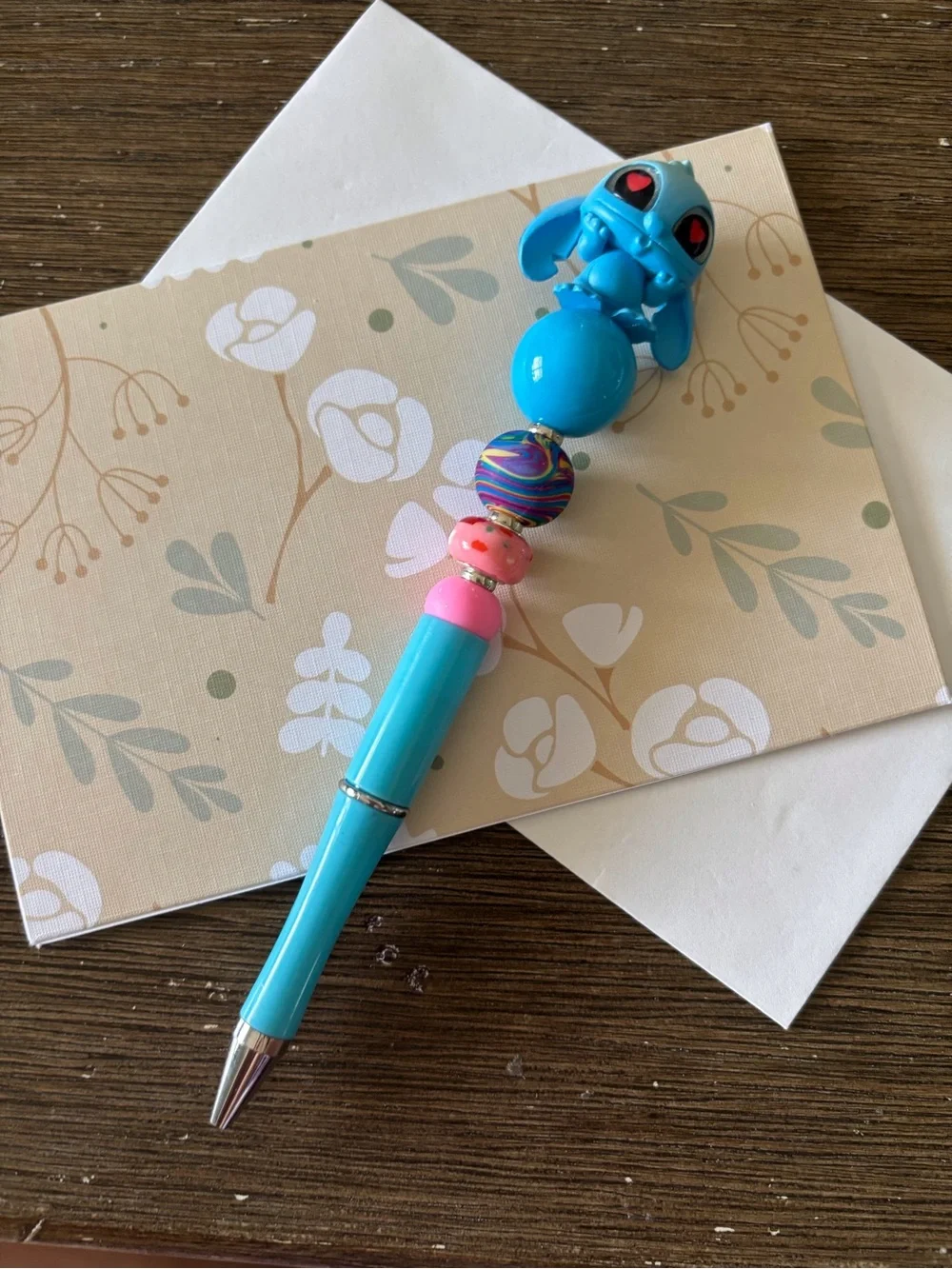 Disney Doorables: Lilo & Stitch: Stitch love dual color handmade beaded pen
